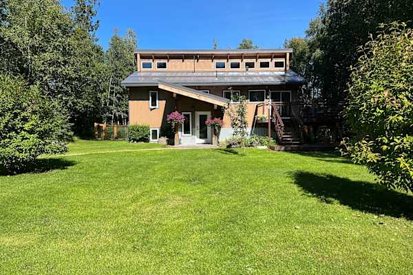 House sit in Chugiak, AK, US