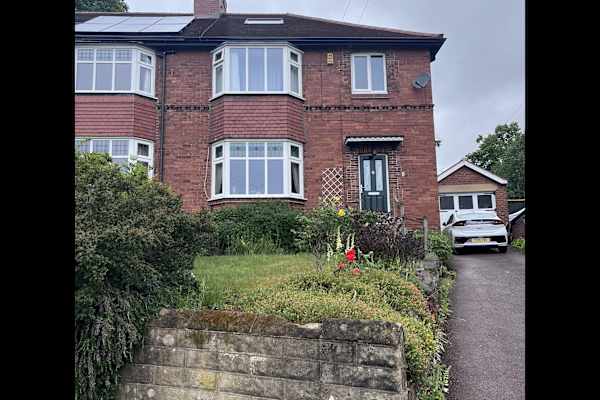 House sit in Sheffield, United Kingdom