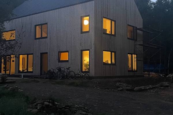 House sit in Mahone Bay, NS, Canada