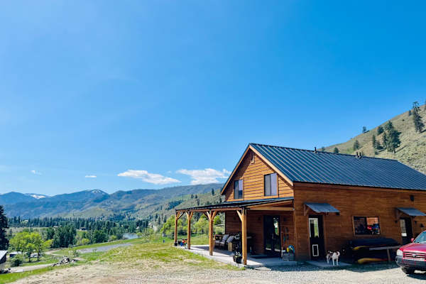 House sit in Twisp, WA, US