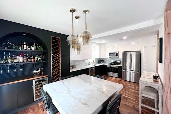 House sit in Washington, D.C., Washington, D.C., US