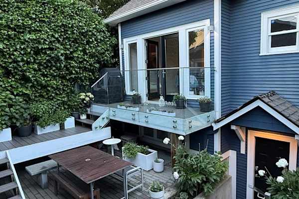 House sit in Kitsilano, BC, Canada