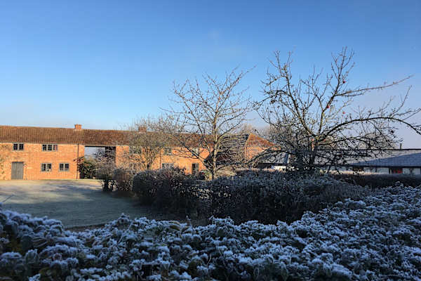 House sit in Coulston, United Kingdom