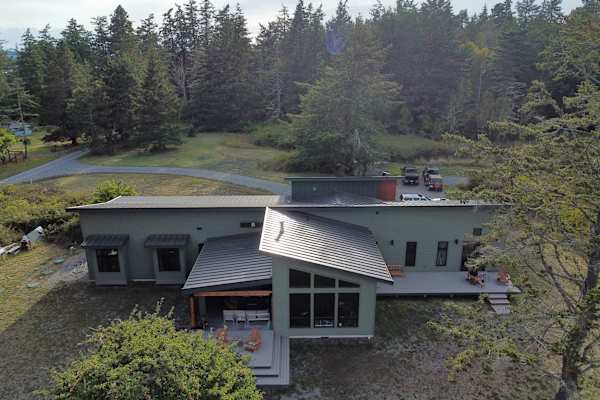 House sit in Anacortes, WA, US