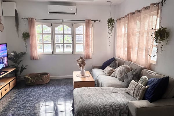 House sit in Koh Tao, Thailand