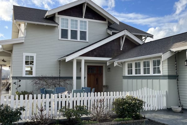 House sit in Poulsbo, WA, US