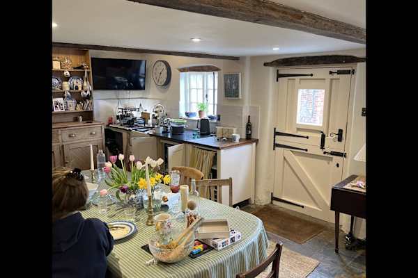 House sit in Salisbury, United Kingdom