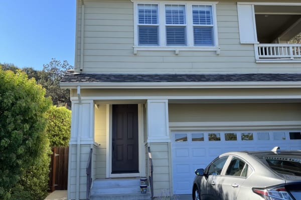 House sit in Novato, CA, US