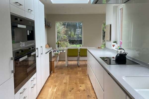 House sit in Belfast, United Kingdom