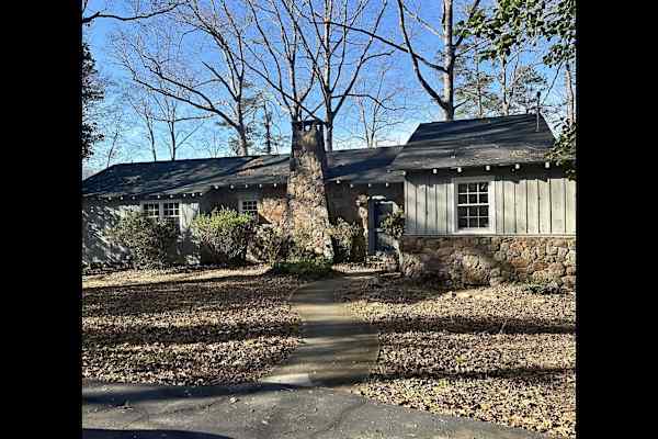 House sit in Greenville, SC, US