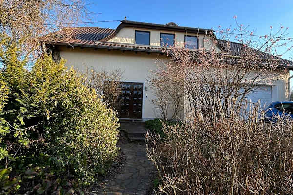 House sit in Freisen, Germany