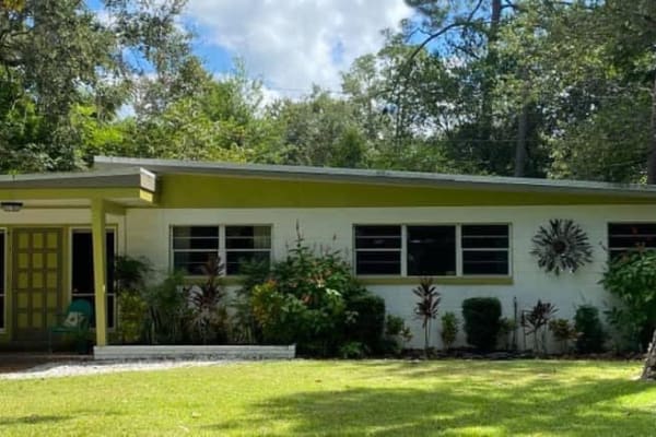 House sit in Gainesville, FL, US