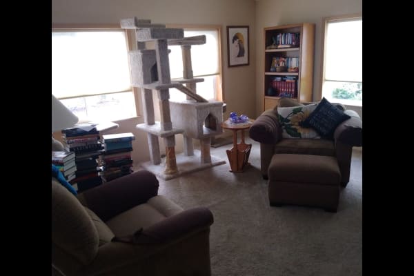 House sit in Poulsbo, WA, US