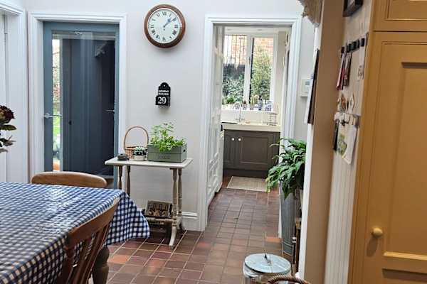 House sit in Hull, United Kingdom