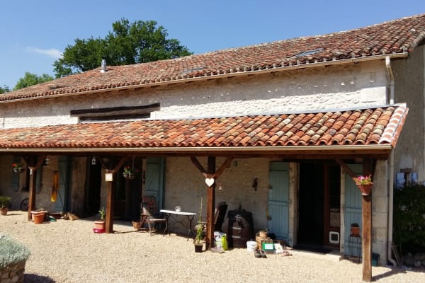 House sit in Ribérac, France