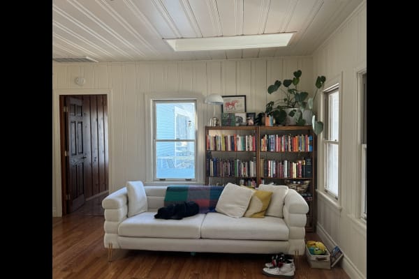 House sit in Pinole, CA, US