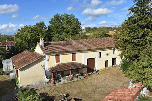 House sit in Ribérac, France