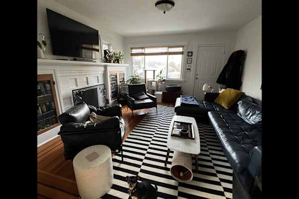 House sit in Vancouver, BC, Canada