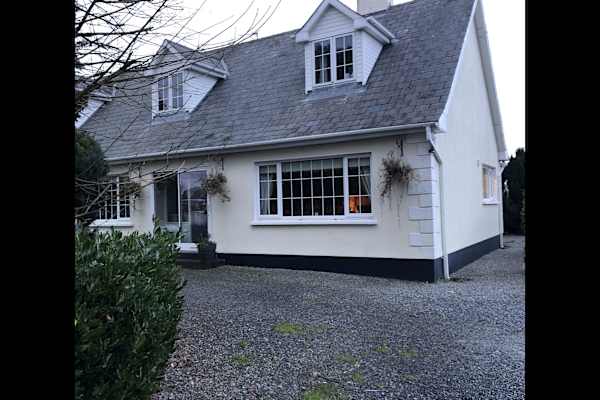 House sit in Tullamore, Ireland