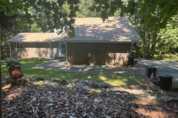 House sit in Hillsborough, NC, US