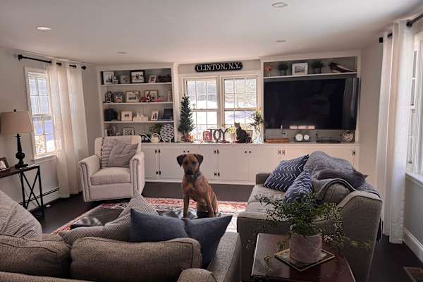 House sit in West Barnstable, MA, US