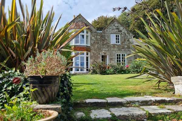 House sit in Shanklin, United Kingdom