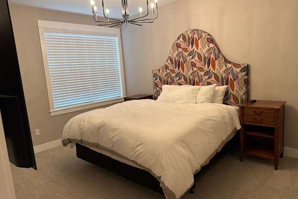 House sit in Lake Oswego, OR, US