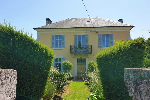 House sit in Brantôme, France