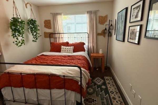 House sit in Maple Valley, WA, US