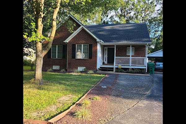 House sit in Ashland, VA, US