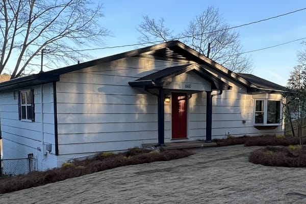 House sit in Snellville, GA, US