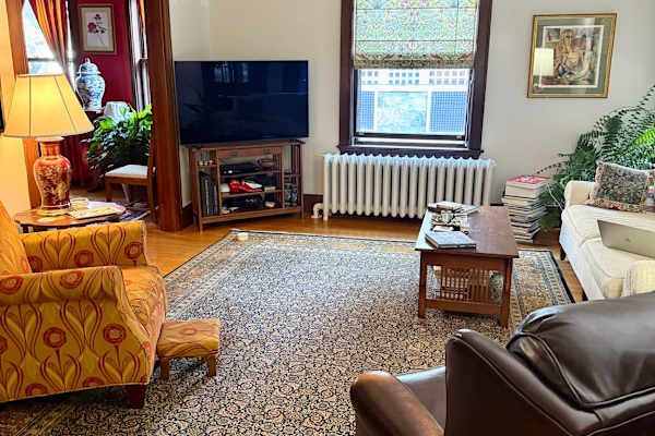 House sit in Boston, MA, US