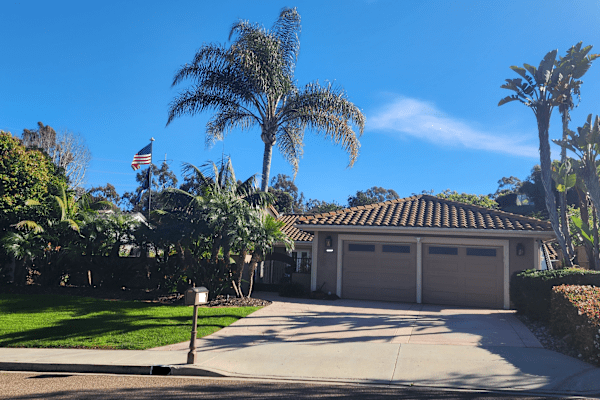 House sit in Solana Beach, CA, US