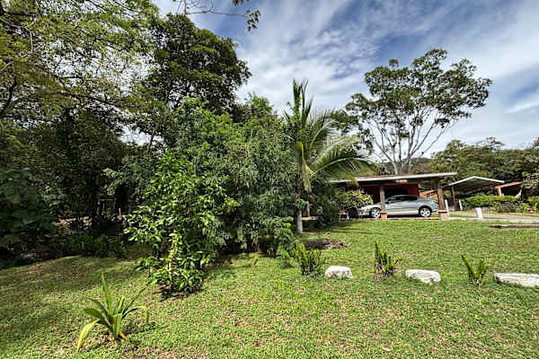 House sit in Atenas, Costa Rica