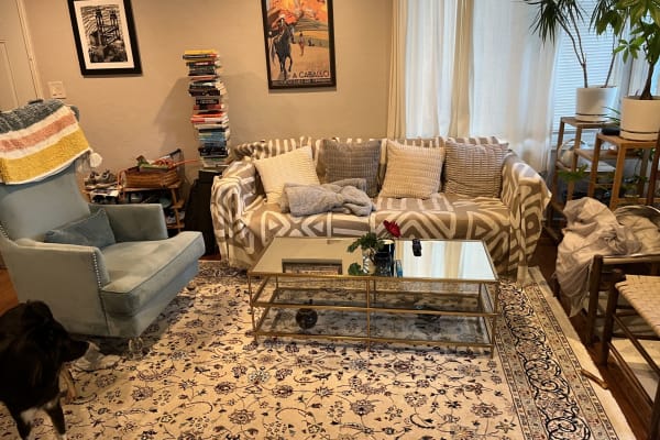 House sit in Oakland, CA, US