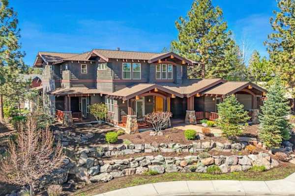 House sit in Bend, OR, US