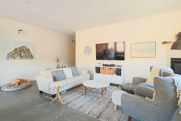 House sit in Kimberley, BC, Canada