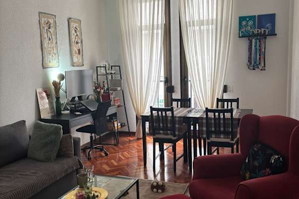 House sit in Madrid, Spain