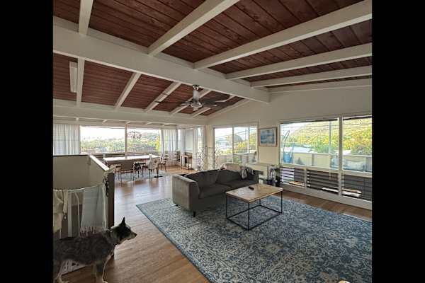 House sit in Honolulu, HI, US