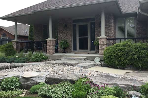 House sit in Bobcaygeon, ON, Canada