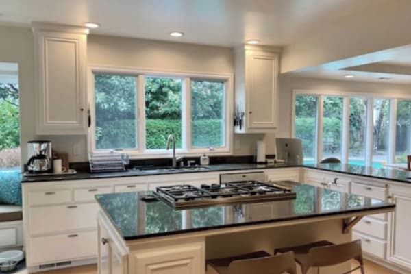 House sit in Larkspur, CA, US