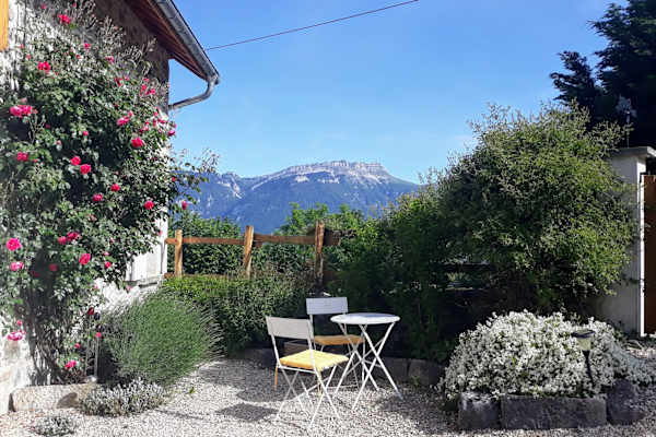 House sit in Voiron, France