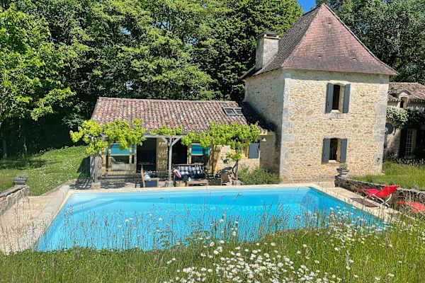 House sit in Bayac, France