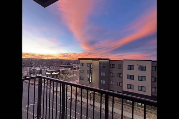 House sit in Arvada, CO, US