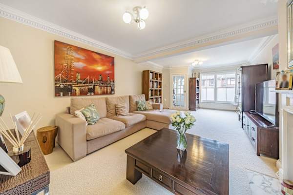 House sit in London, United Kingdom