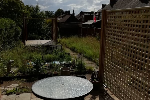 House sit in Leek, United Kingdom