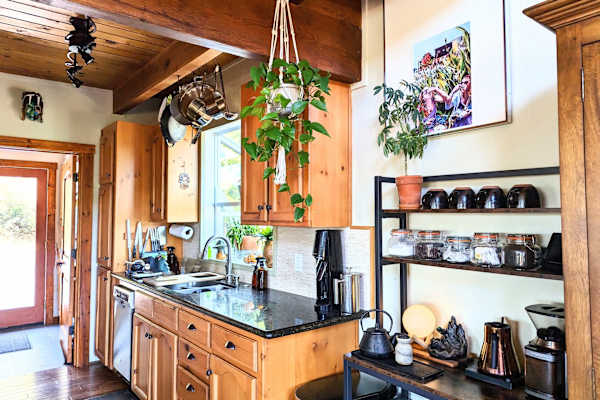 House sit in Sveadal, CA, US