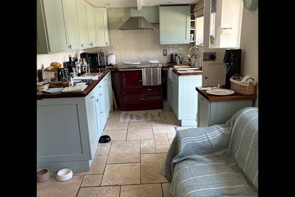 House sit in Cirencester, United Kingdom
