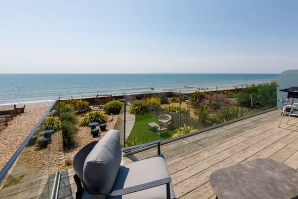 House sit in East Wittering, United Kingdom