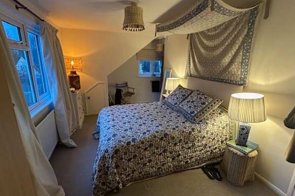 House sit in Sherborne, United Kingdom